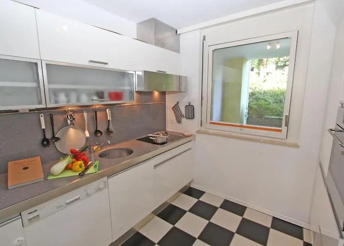 Residenza Ascomonte, Parterre, App 30 By Holap Sa אסקונה